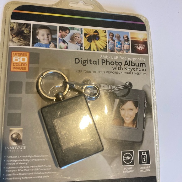 Digital Photo Album With keychain 8Mb/ USB Rechargeable - Picture 4 of 10